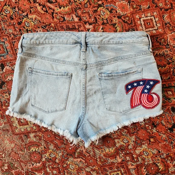 Mossimo fun cutoff shorts sz 31 - Picture 4 of 4